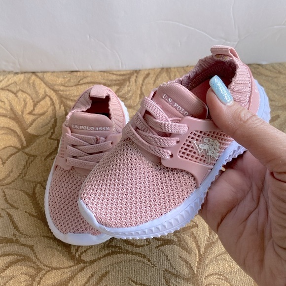 🌹U.S. Polo Assn. Baby Girl pink stretchy sneaker shoe , textile upper size 5M - Picture 6 of 10
